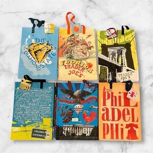 Trader Joe’s tote bags, set of 6 new Cali, FL, NY, DC, PA, DE